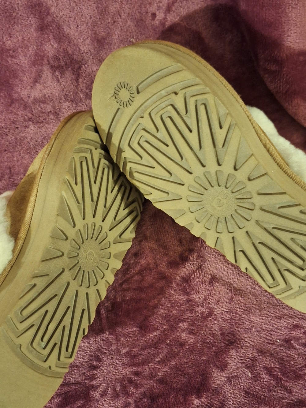 UGG Chestnut Suede Shearling Slippers with Cream Lining - Picture 4 of 6